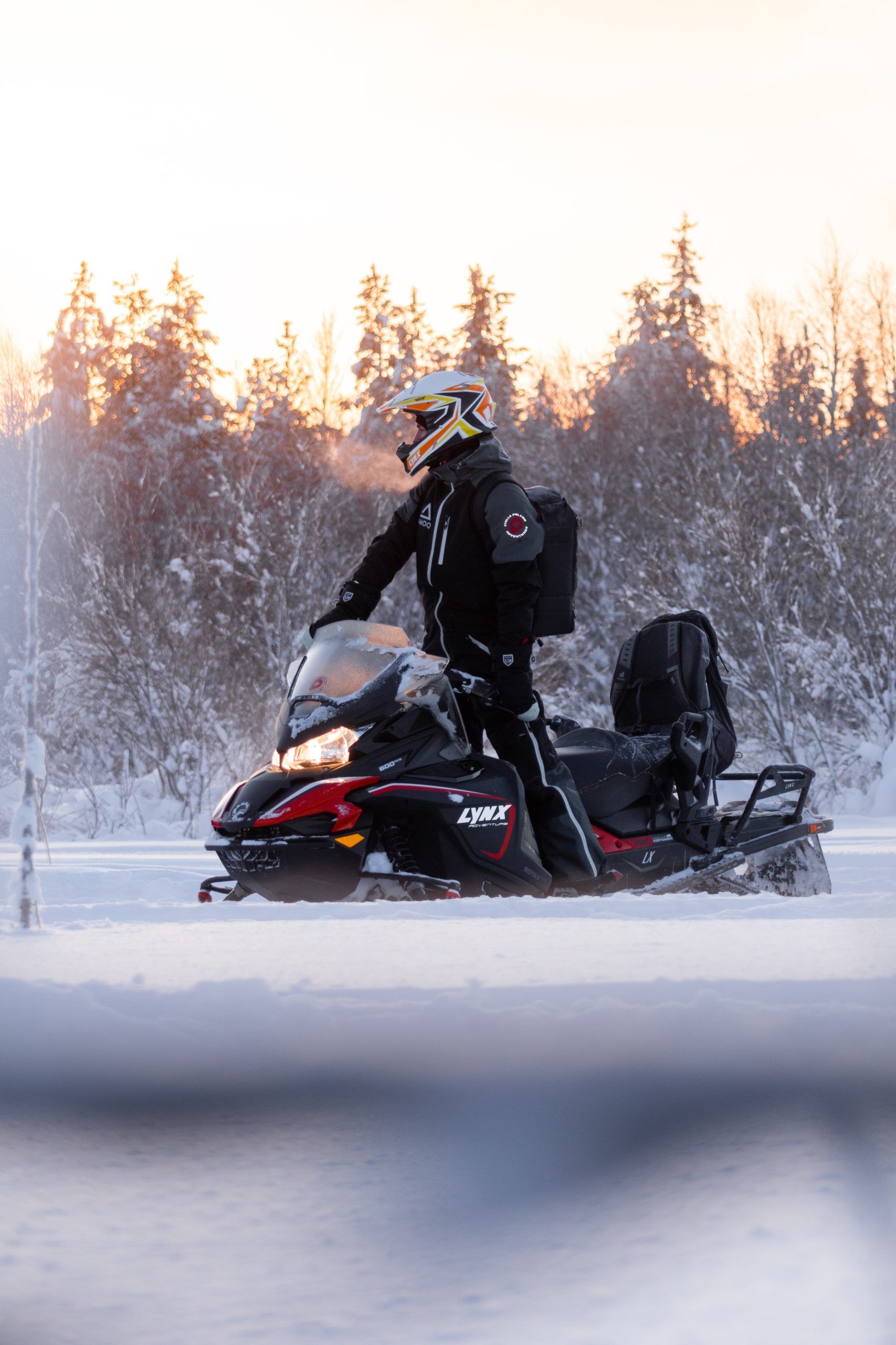 Rent snowmobile at ruka