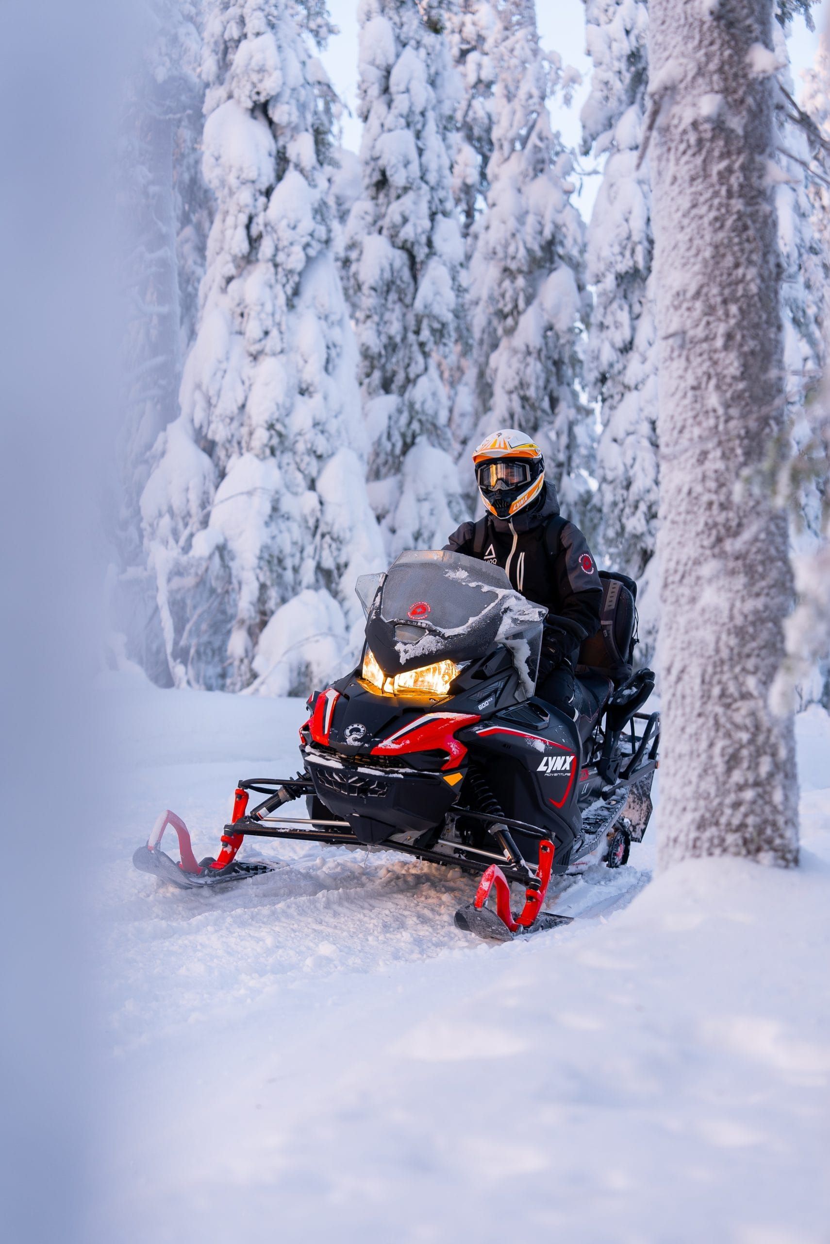 Rent snowmobile at ruka