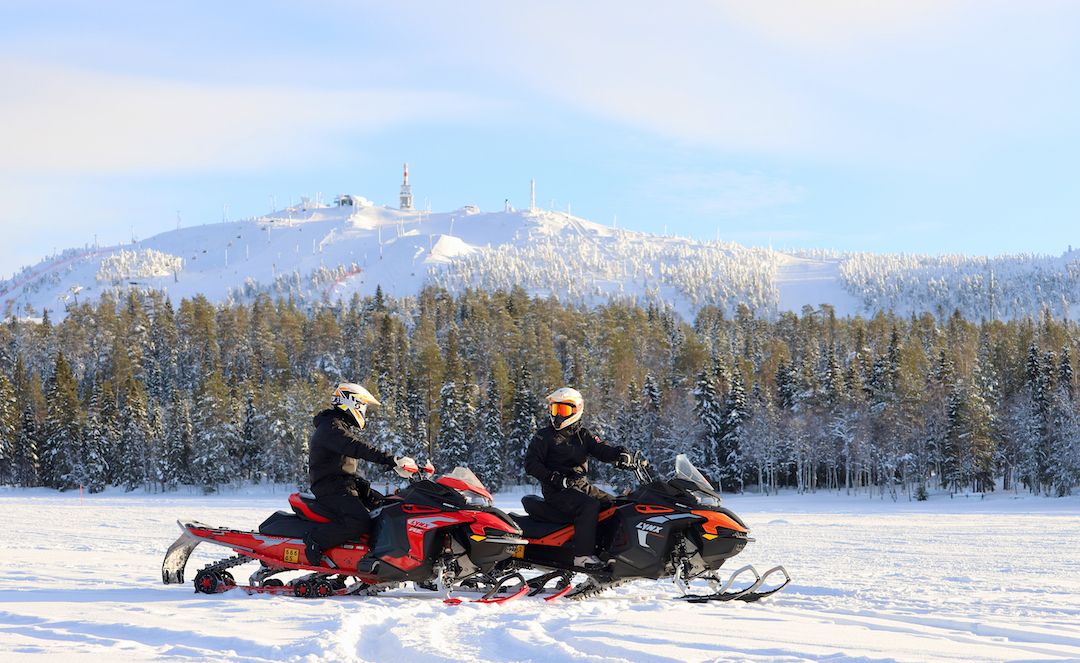 moottorikelkkavuokraus rukakuusamo